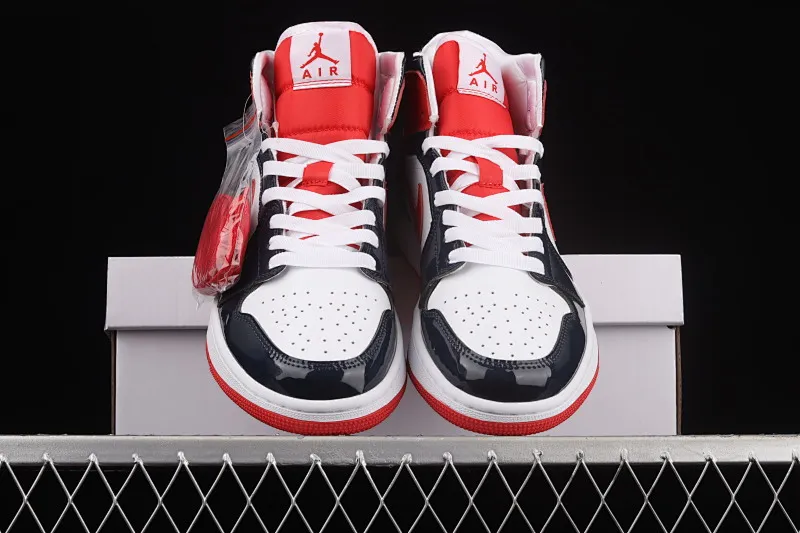 All categories Air Jordan Jordan series basketball shoes Air Jordan 1 Mid Air Jordan 1 Mid AJ1 Joe 1 patent leather color matching mid-top cultural basketball shoes DJ5984-400